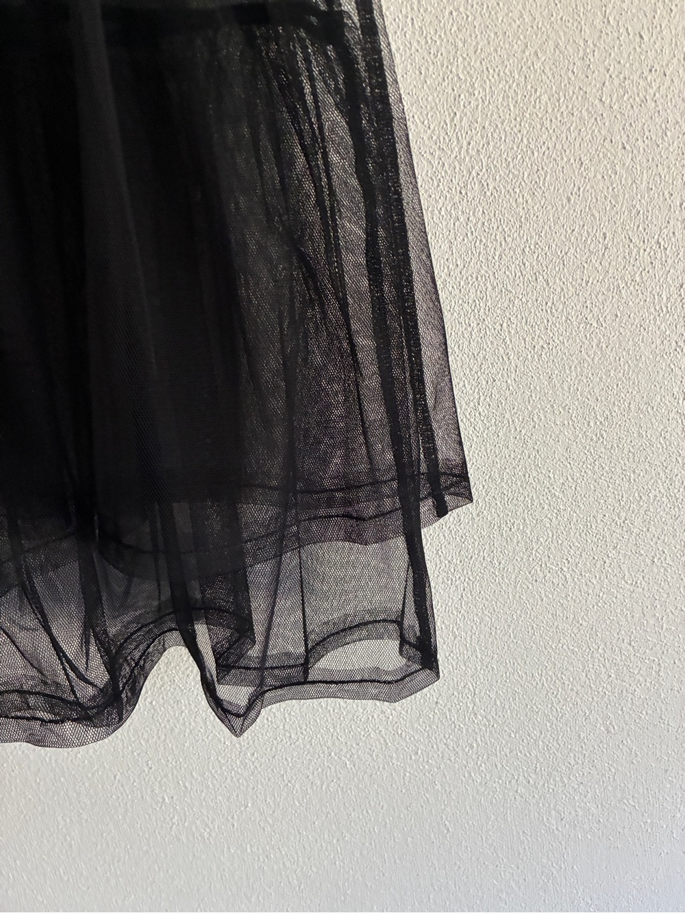 Goldie Lewinter Tulle Skirt Black Sheer Midi Overlay Ruffle Hem XS NWT - Picture 4 of 10